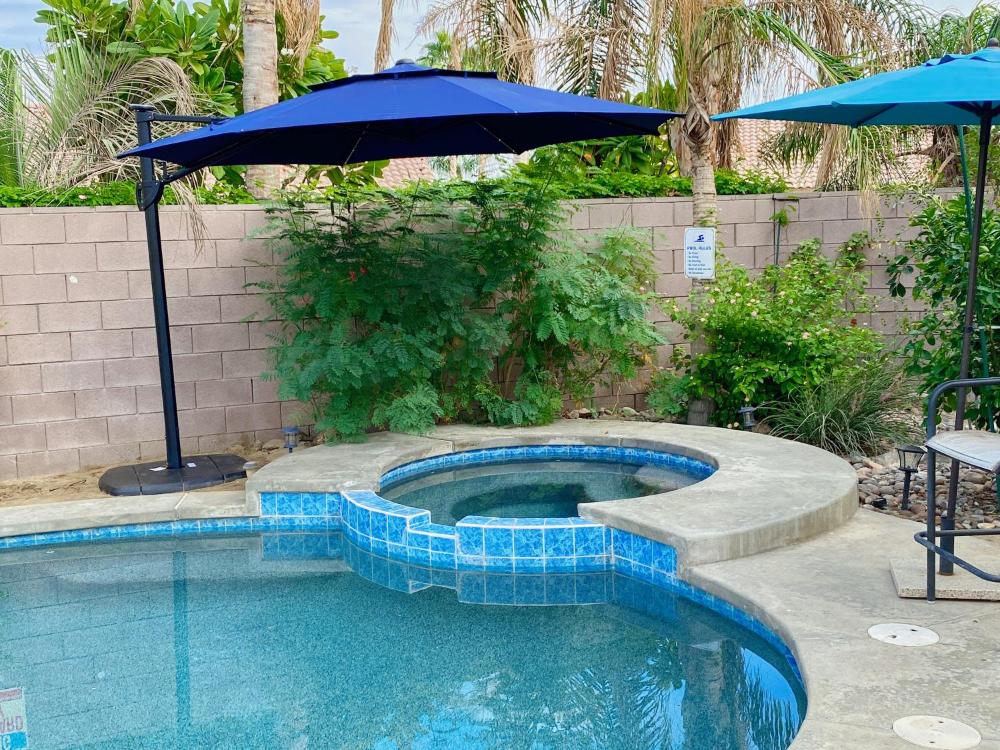 3 bedroom house with Private Pool, Spa&Golf Course!